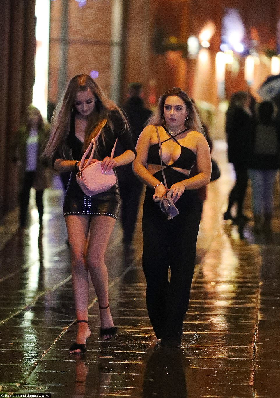 drunk-british-sluts-celebrating-the-new-year-sex-finder-blog